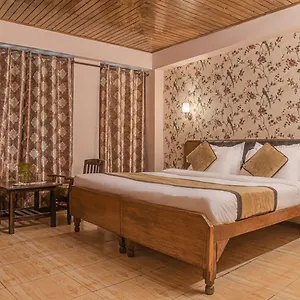 *** Hotel Atithi Mall Road India